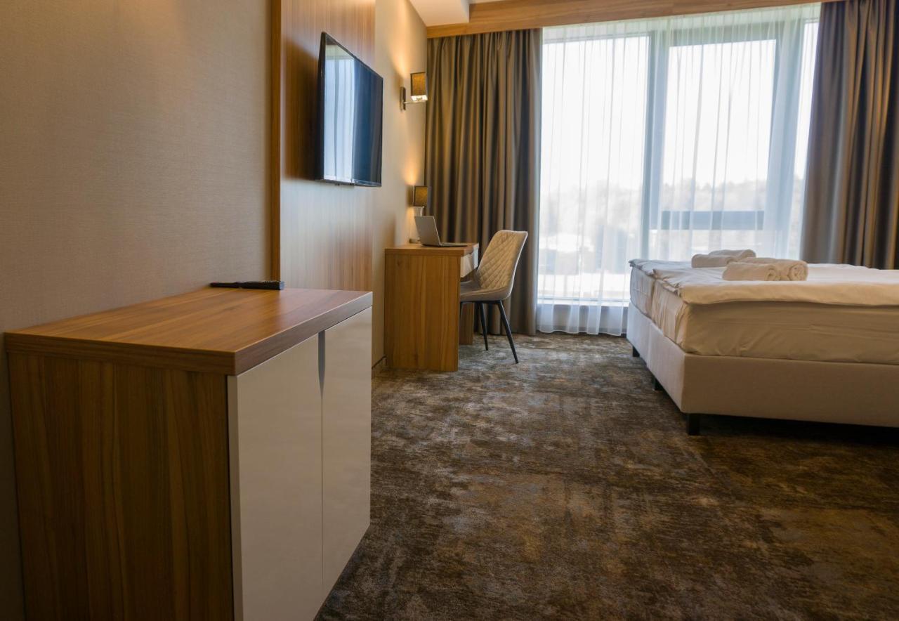 Baltic Plaza Hotel Medi Spa โควอบเซก ภายนอก รูปภาพ